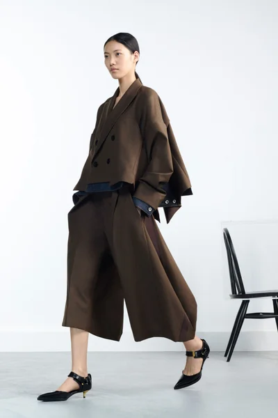 Look 8